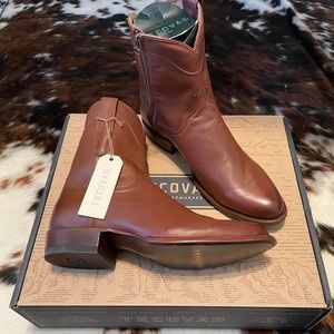 Tecovas Men’s zipper cowboy boots. Leather side Zip up boot. “The Dean”